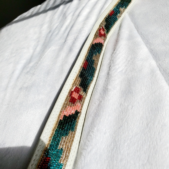 VINTAGE Beaded Leather Belt M light Mint Aqua boho - Picture 6 of 7